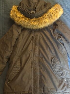 TNA Women’s Black Parka with Faux-Fur
